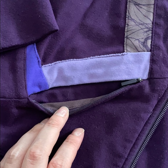 Lululemon Jacket - Picture 2 of 6